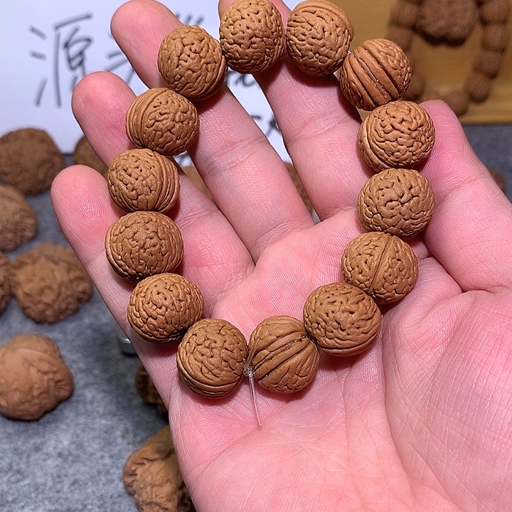 文玩核桃把件精美核桃小串饰品