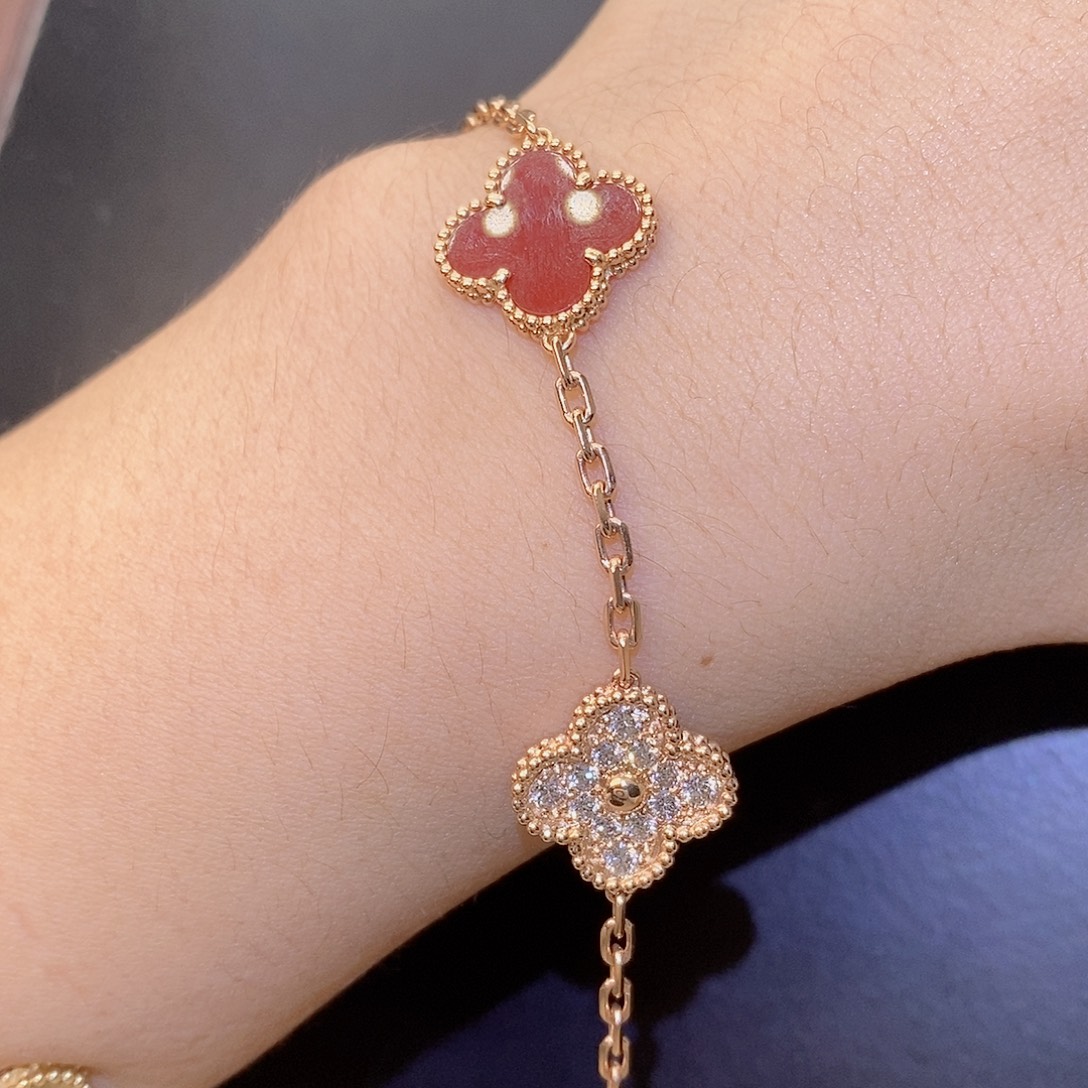 钻石18K金镶嵌手链玛瑙五花手链