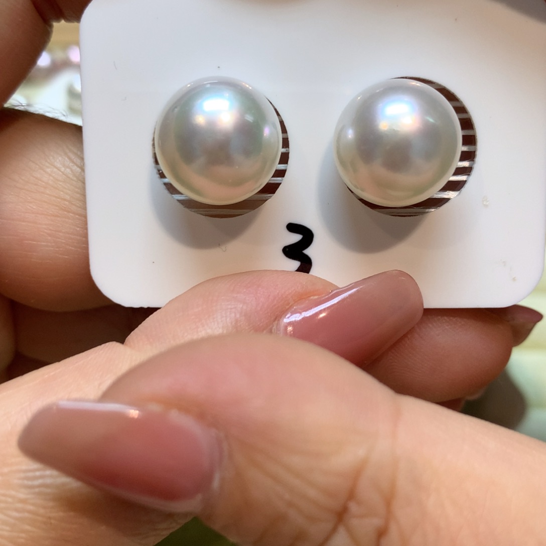 海水珍珠耳饰18K金镶嵌