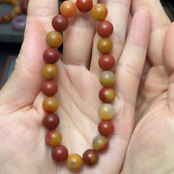 南红玛瑙手串8mm多样性发未镶嵌