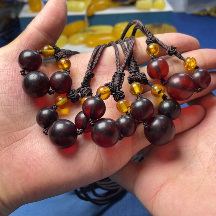 未镶嵌琥珀珠宝奇石