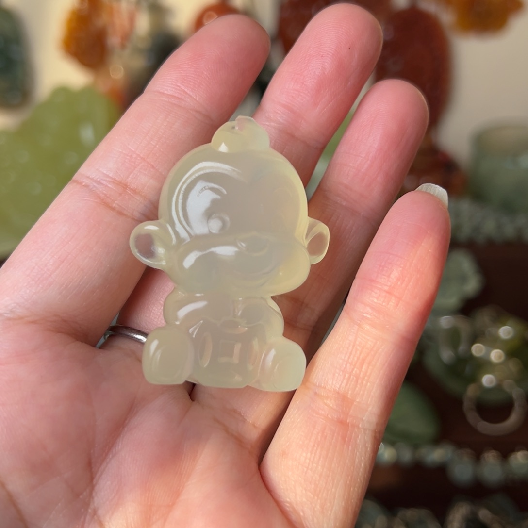 蛇纹石玉吊坠(不含链)未镶嵌炽**晖