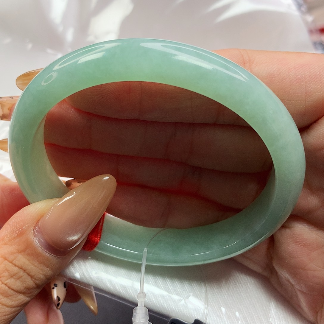 未镶嵌手镯（贵妃镯）翡翠11