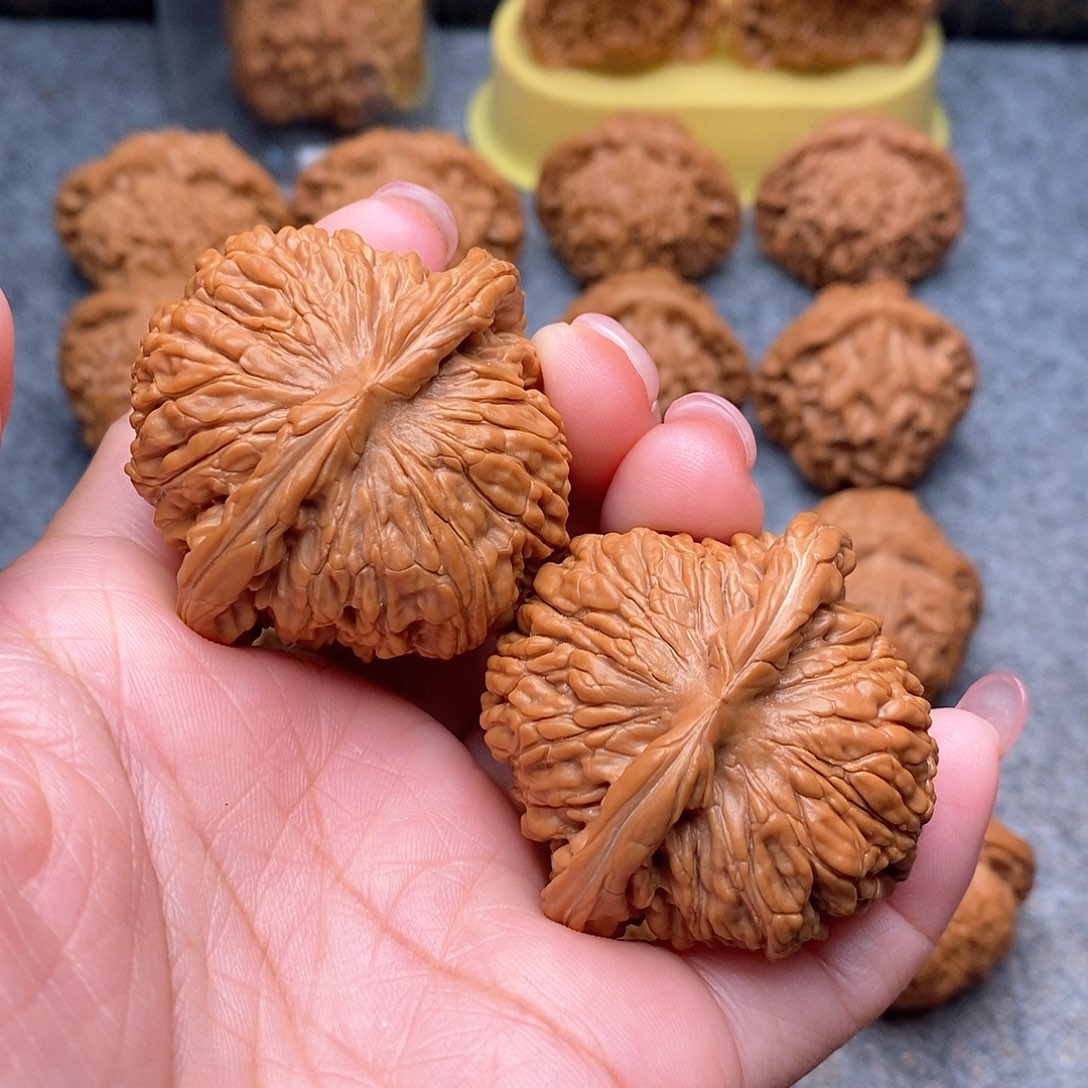 文玩核桃把件精品天花板四座楼46全品