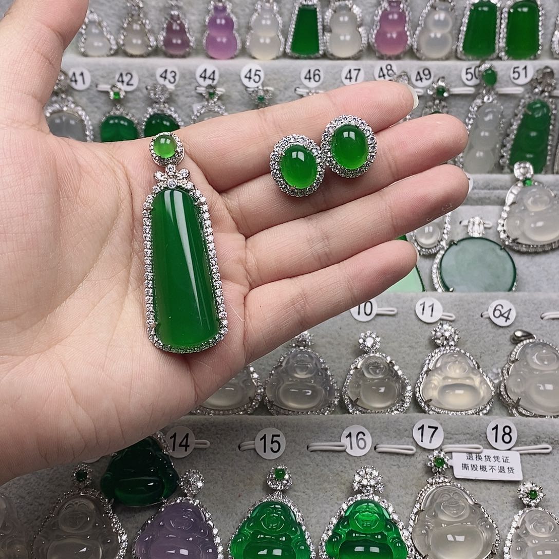 ～***师玛瑙/玉髓合金颈饰