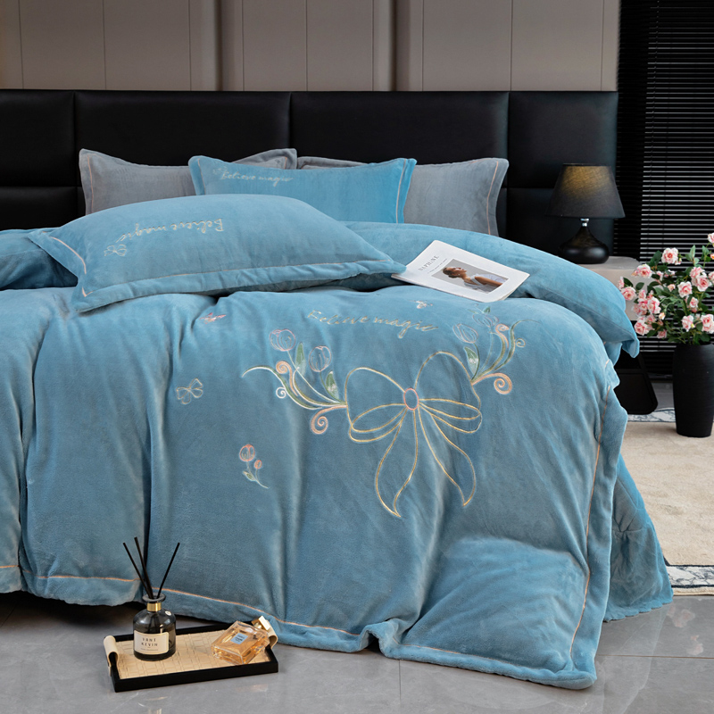 11斤重加厚牛奶绒床盖款绣花四件套加绒保暖防静电刺绣绒被套床单