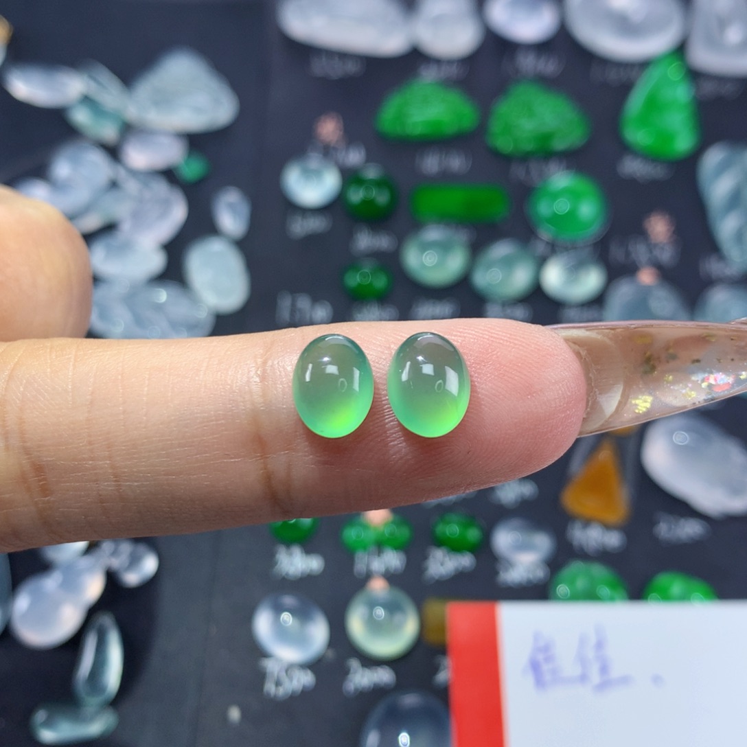 翡翠颈饰未镶嵌纯天然缅甸A货翡翠