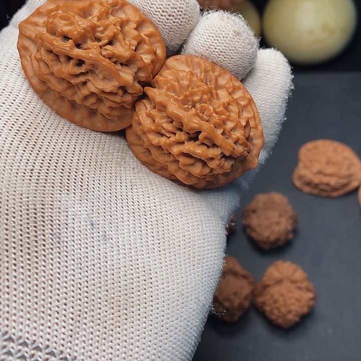 把件文玩核桃阿**生秦岭秦闷