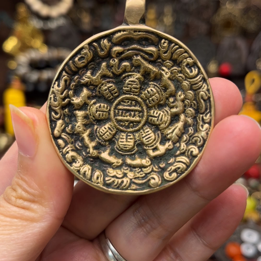 吊坠福利黄立马蛙嘴九宫