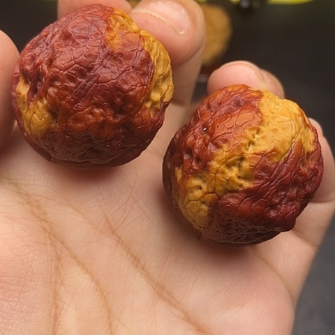 文玩核桃把件38尺云南核桃