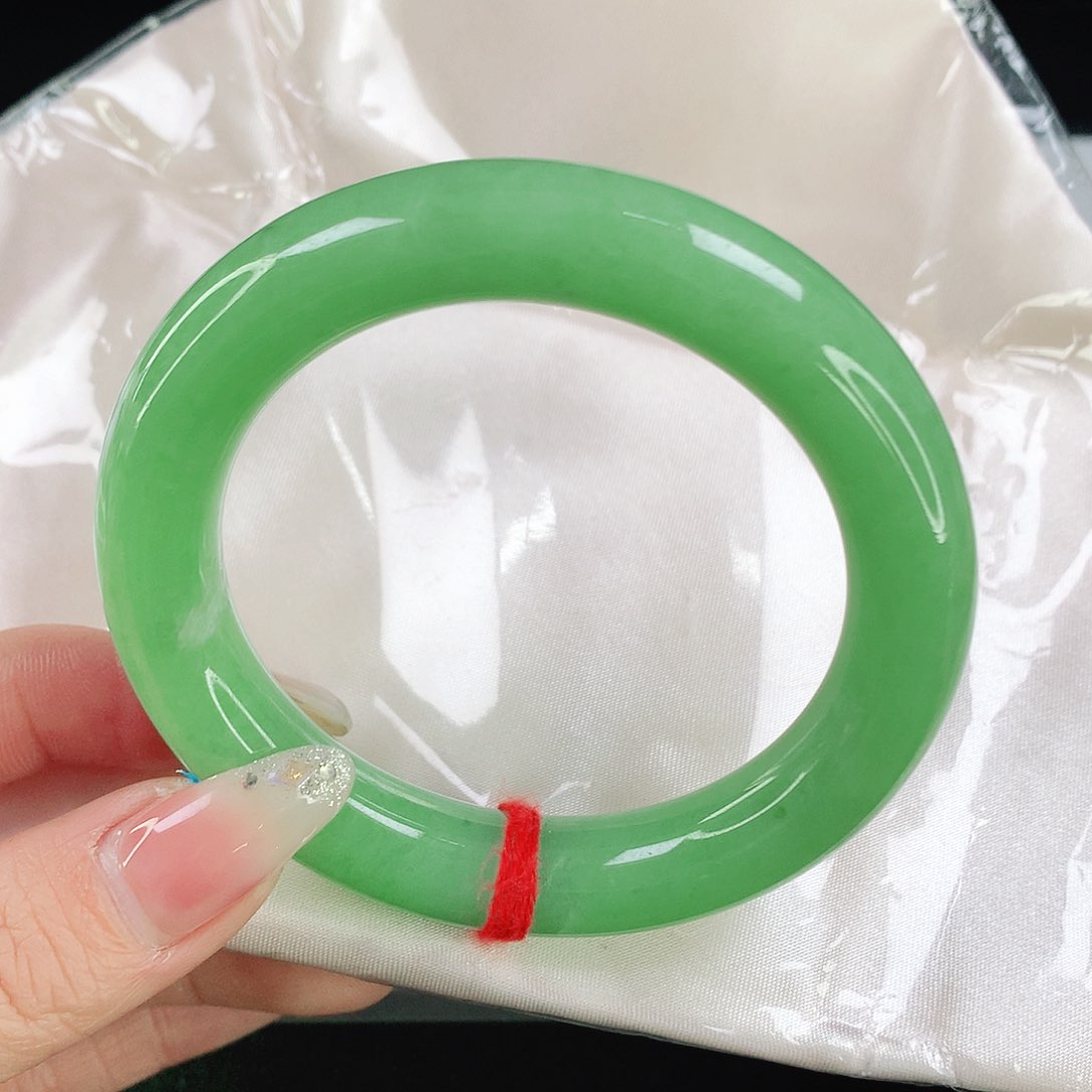翡翠手镯未镶嵌4705翡翠