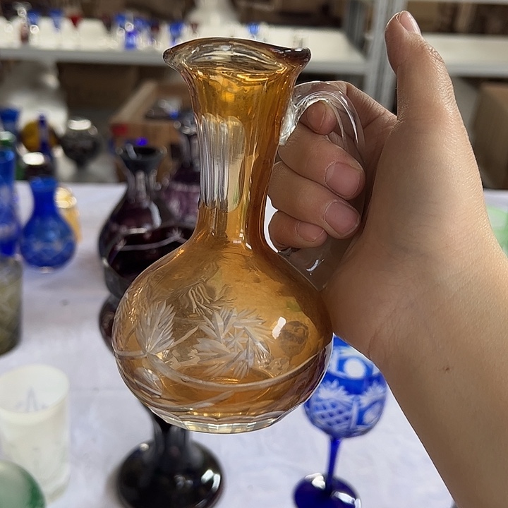 平底款水晶玻璃微瑕一个