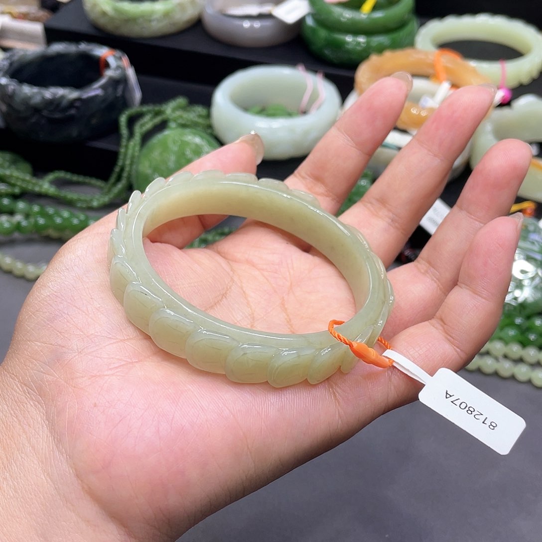 和田玉未镶嵌手镯63圈口28