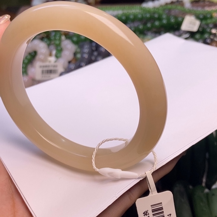 和田玉未镶嵌颈饰浓藕粉老矿料红粉手镯59.4