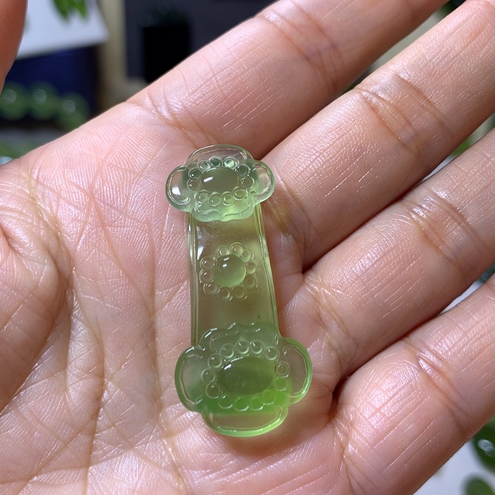 岫玉颈饰未镶嵌吊坠