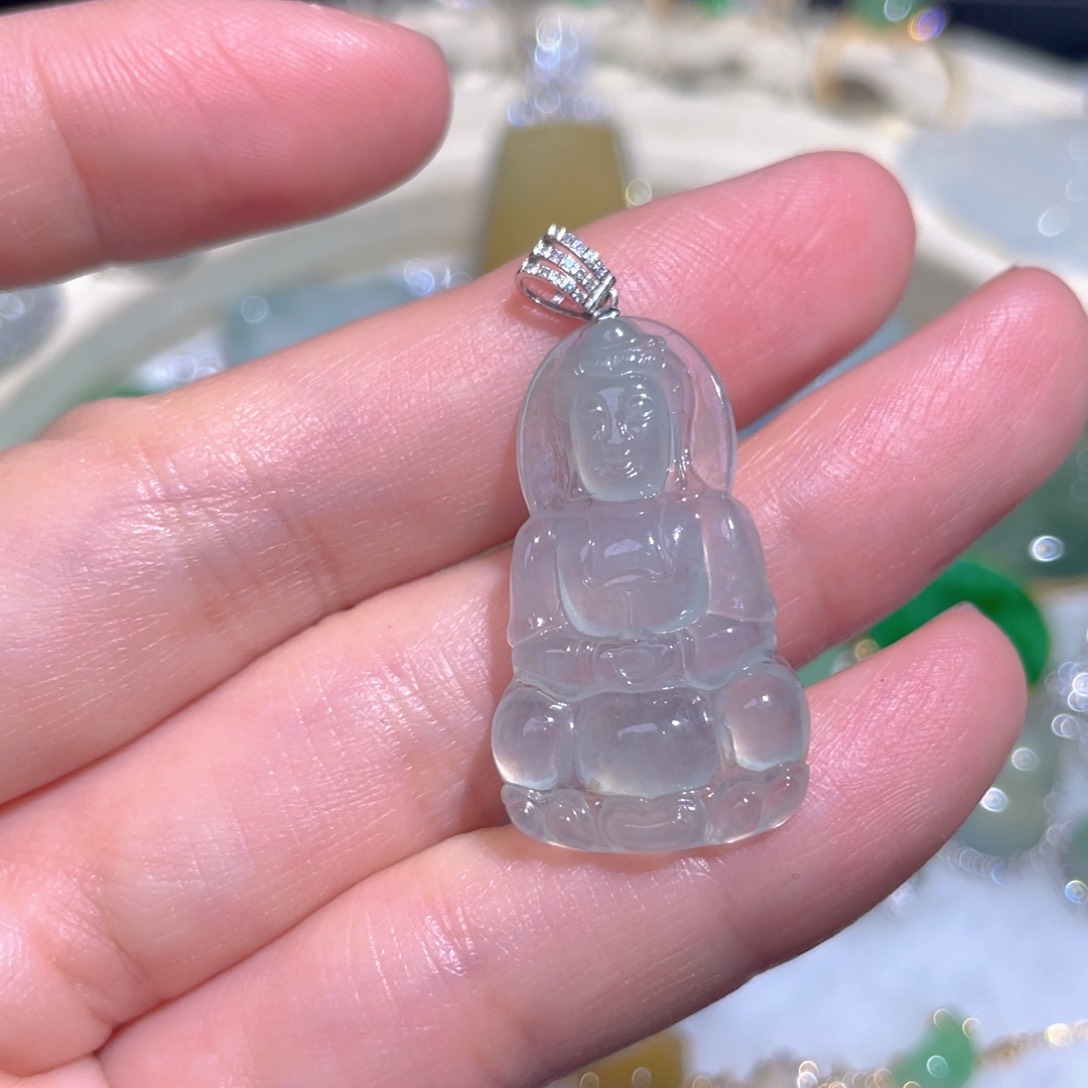 翡翠颈饰18K金镶嵌翡翠