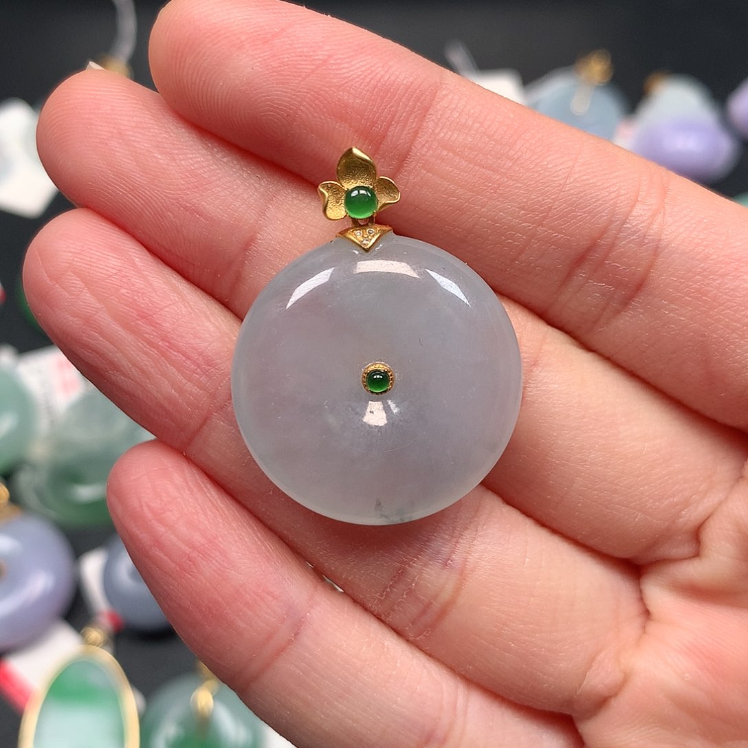 颈饰18K金镶嵌翡翠翡翠吊坠