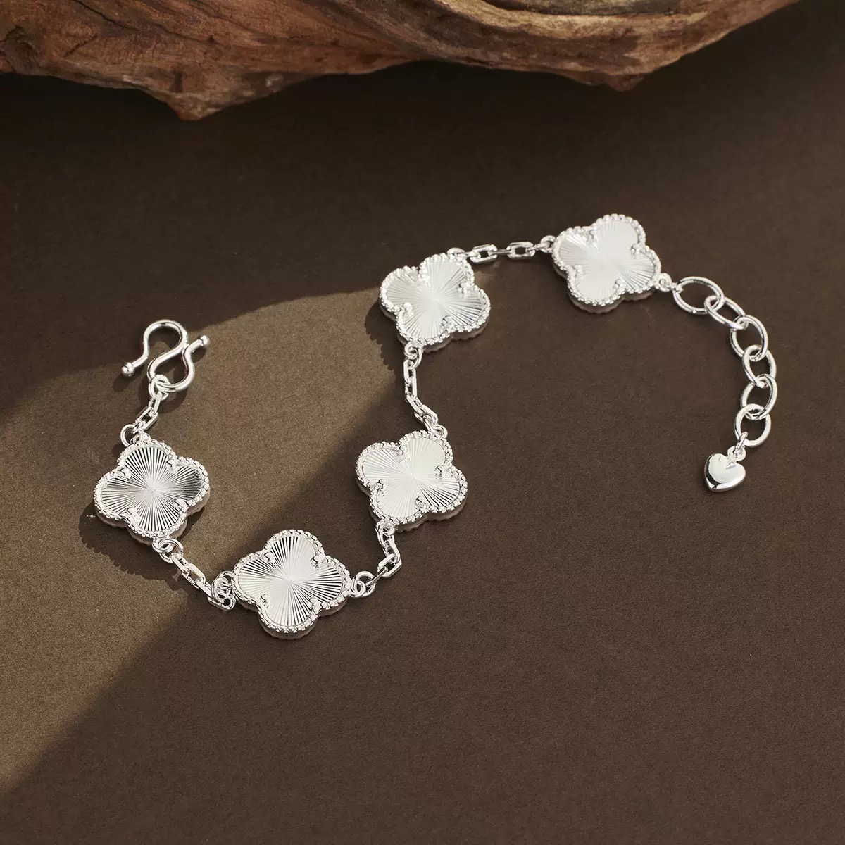 四叶草时尚气质百搭小众