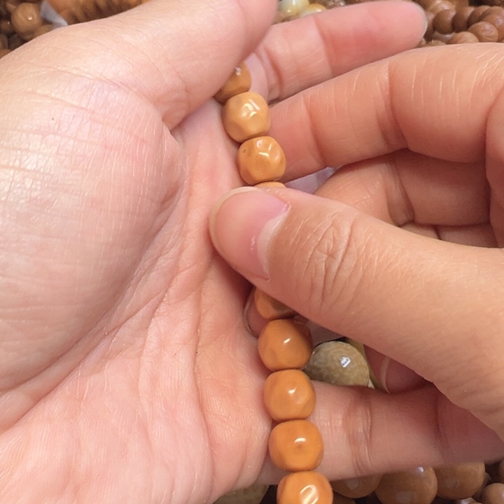 10左右奶酪手串单圈微瑕