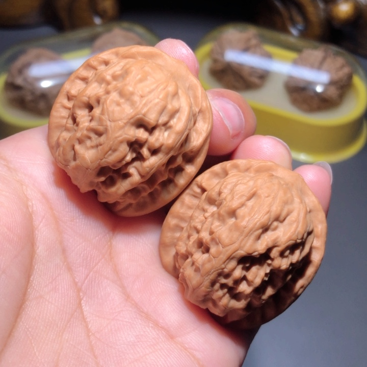 文玩核桃把件35野狼