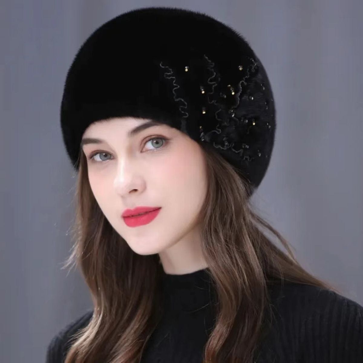 冬季新款女士贝雷帽高档气质整貂保暖护耳帽子防风防寒送礼必备