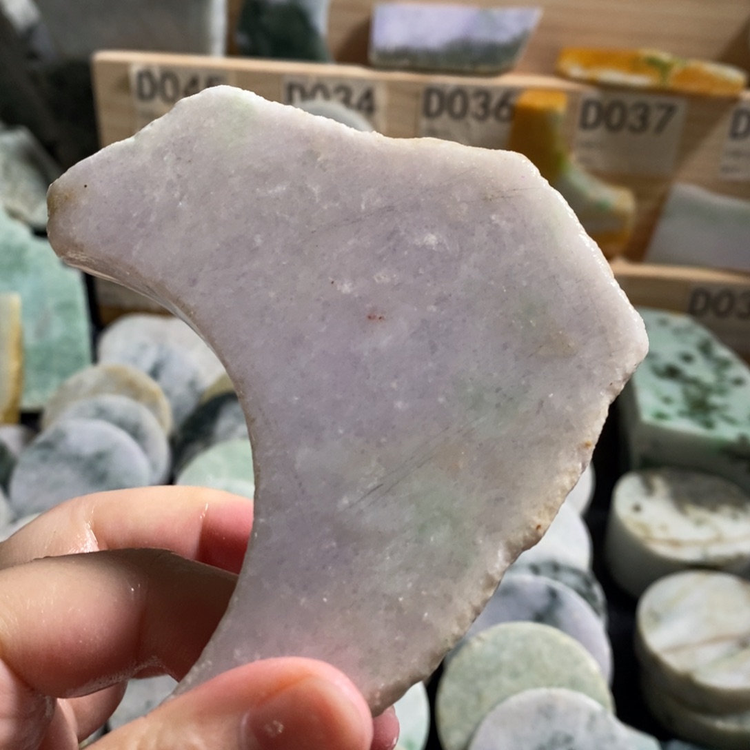 颈饰未镶嵌翡翠天然翡翠