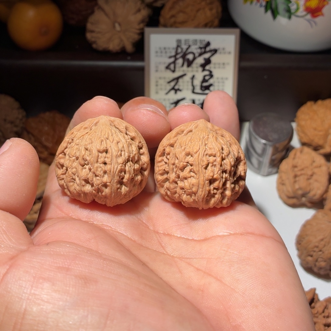 吊坠文玩核桃红玛瑙  34全品 微色  球