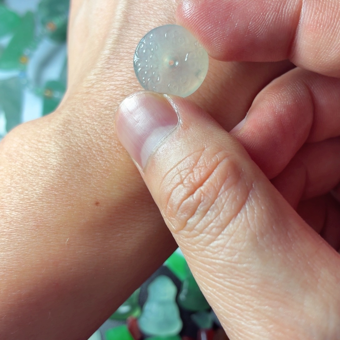 定制翡翠未镶嵌包工