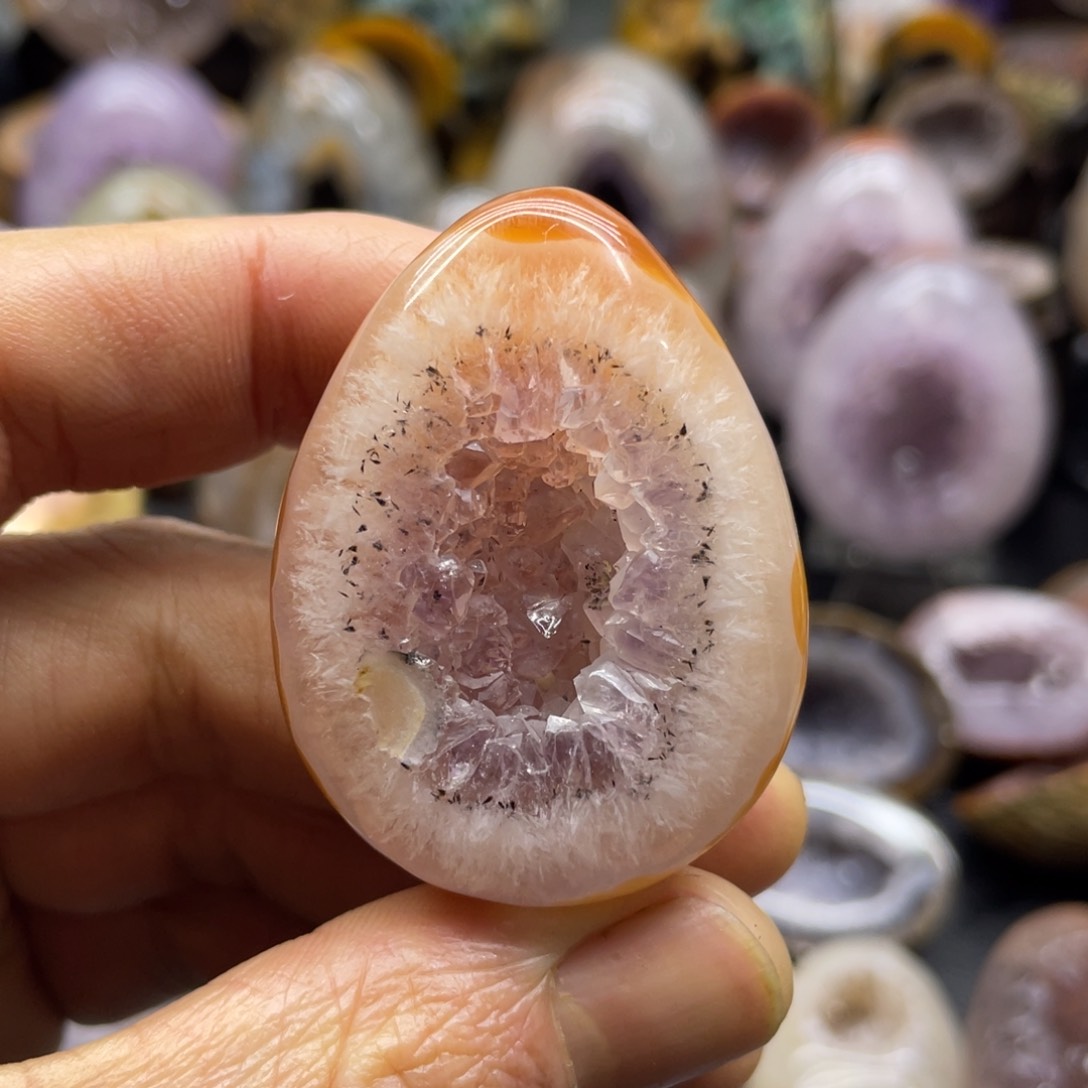 水晶大型摆件未镶嵌