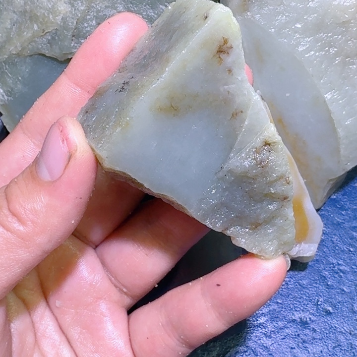 和田玉未镶嵌珠宝半成品