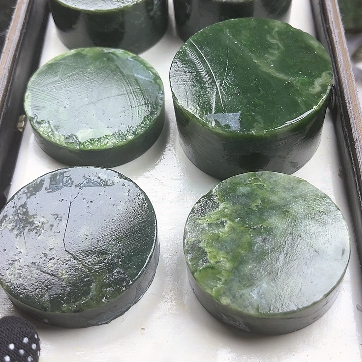 和田玉（糖玉）和田玉边角料9K金镶嵌孝*先