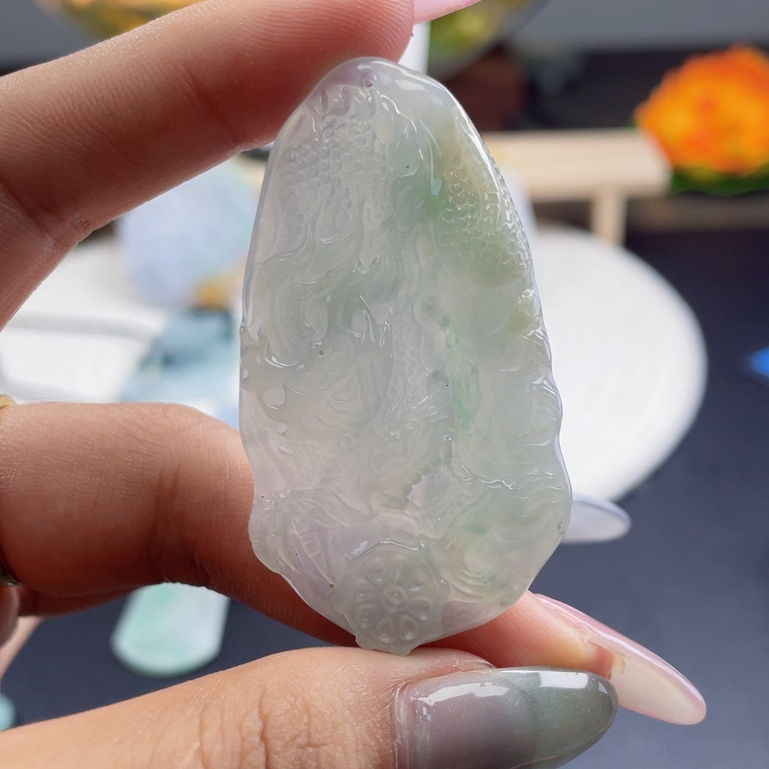 翡翠未镶嵌颈饰天然翡翠龙牌