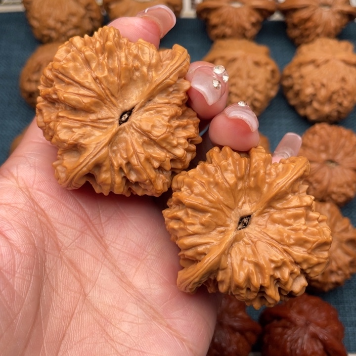 把件文玩核桃51.5全品矮桩官帽。