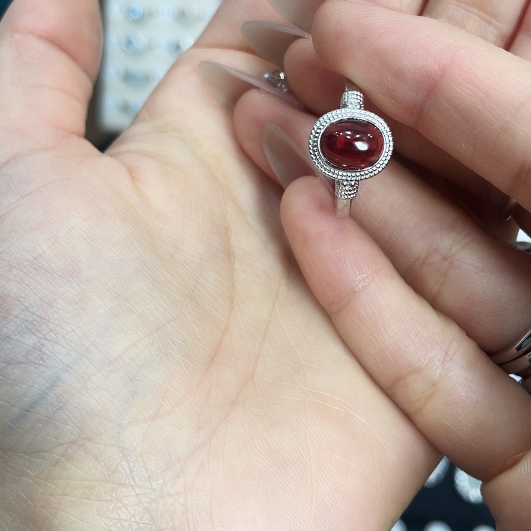 心***星戒指银S925镶嵌石榴石
