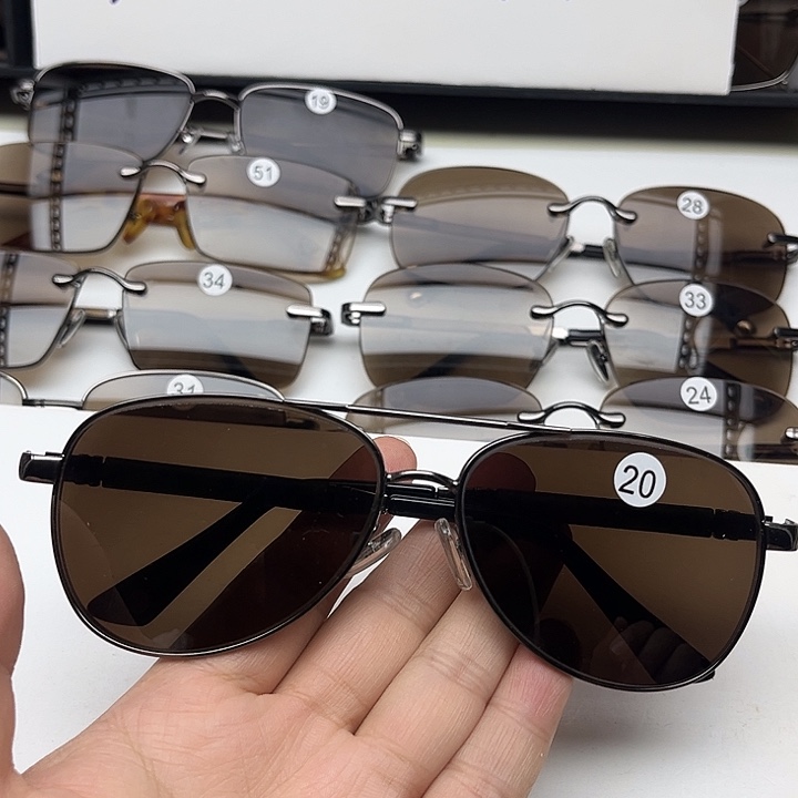 无框深茶色蛤蟆镜，20