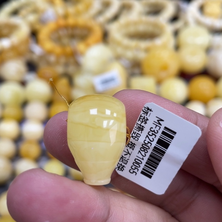 裸石蜜蜡未镶嵌14mm皮色