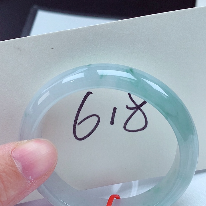 翡翠未镶嵌手镯翡翠