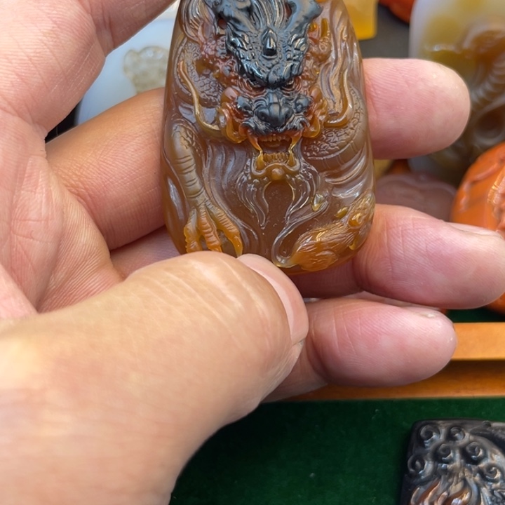 想***通玛瑙/玉髓合金颈饰