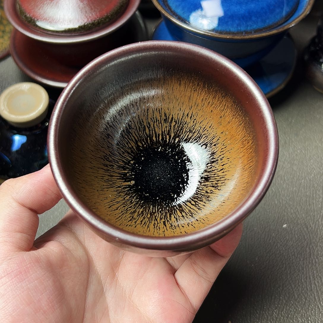 茶盏我们是有很多共同爱好啊我们