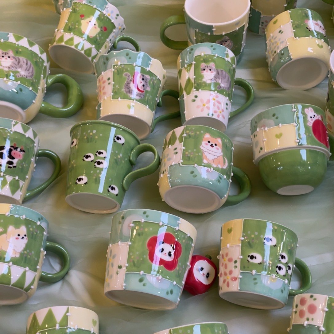 景德镇集市摊位黄