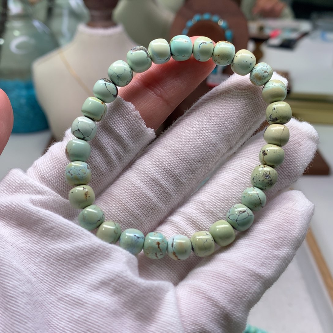 绿松石配饰未镶嵌