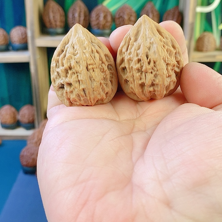 吊坠文玩核桃1号天眼鸡心