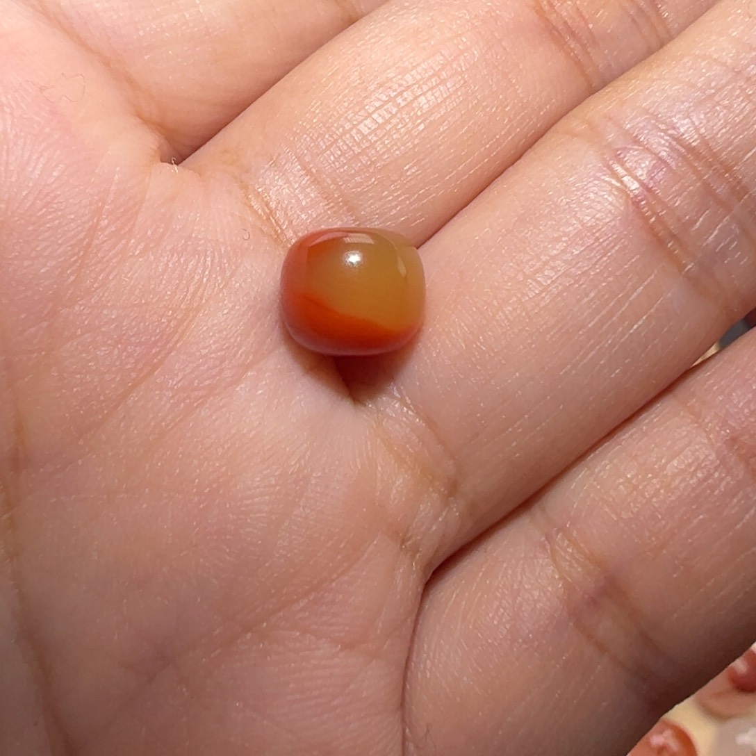 南红玛瑙珠宝奇石未镶嵌鸡油黄老型9