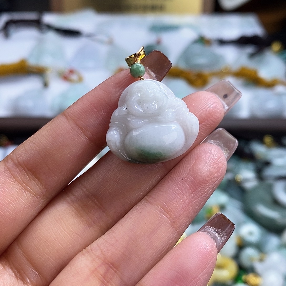 翡翠未镶嵌颈饰7569