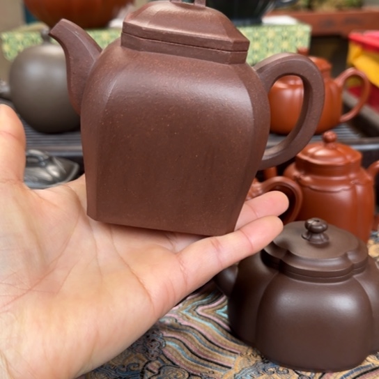 紫砂茶壶宜兴紫砂君临八方