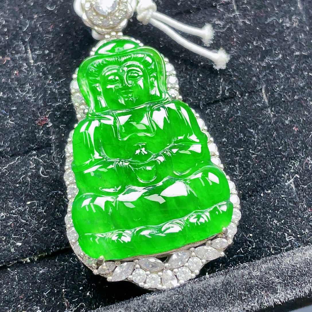 翡翠颈饰未镶嵌20，