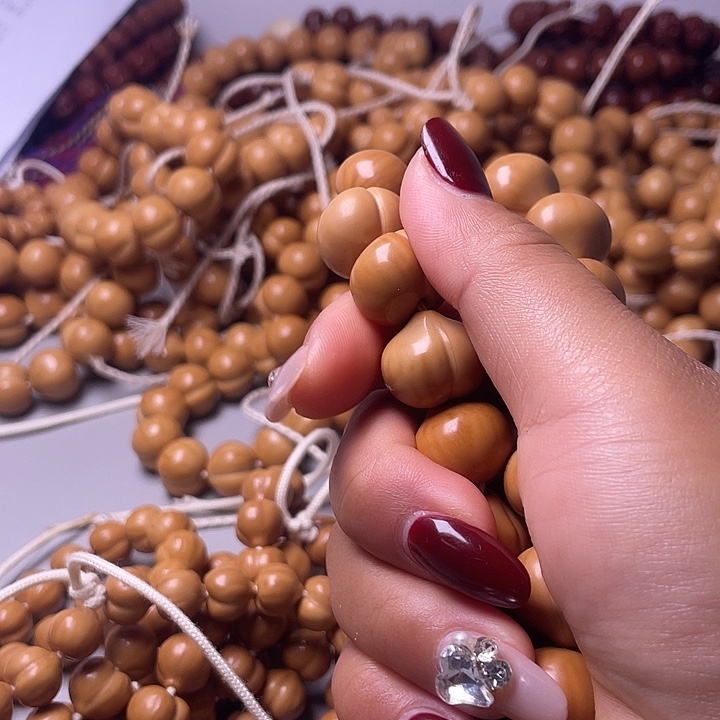 李****猴头核桃手串17尺寸镜面柯基屁桃手持全品无暇