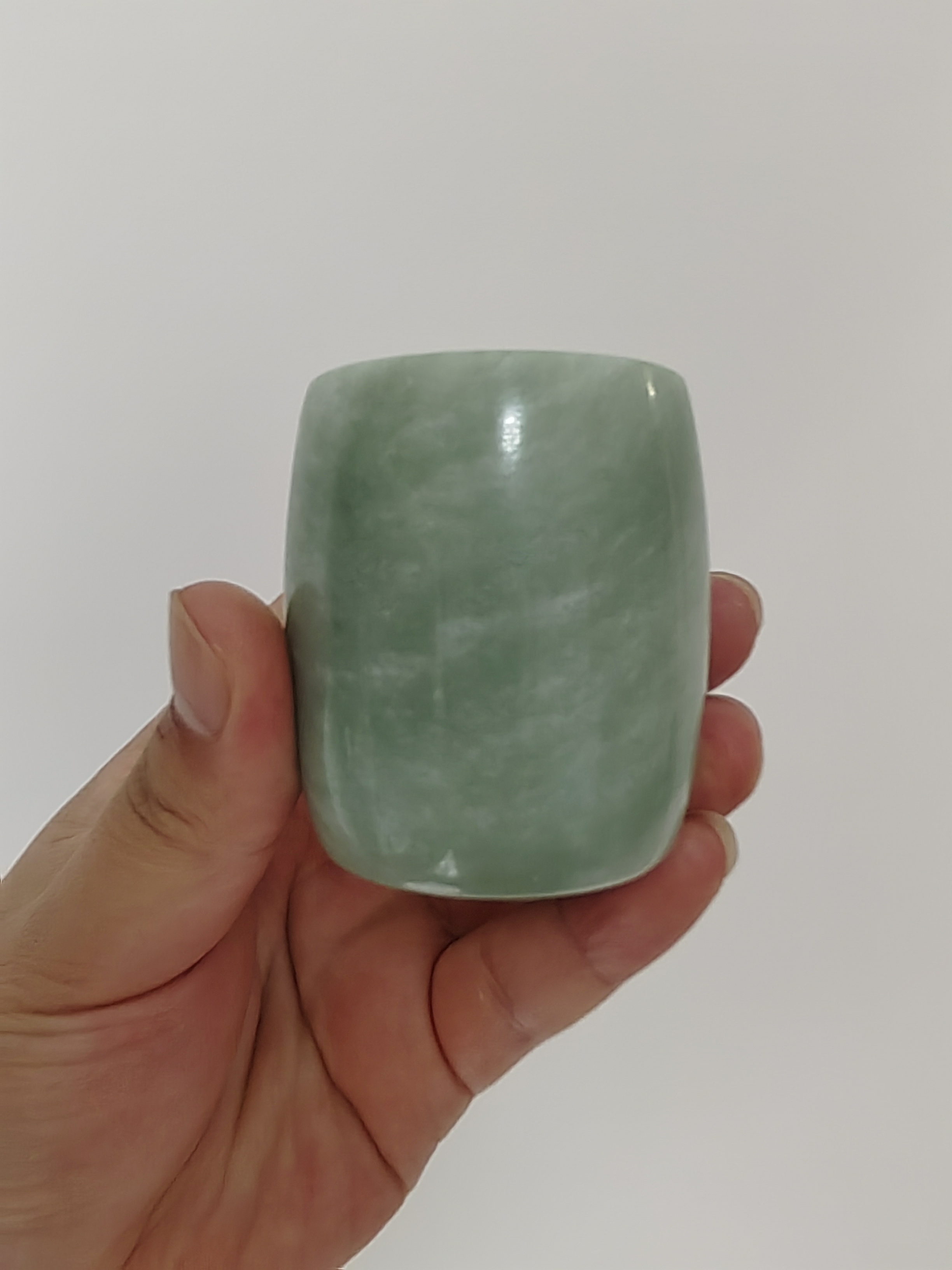 天然玉石打造的实用酒杯水杯茶杯