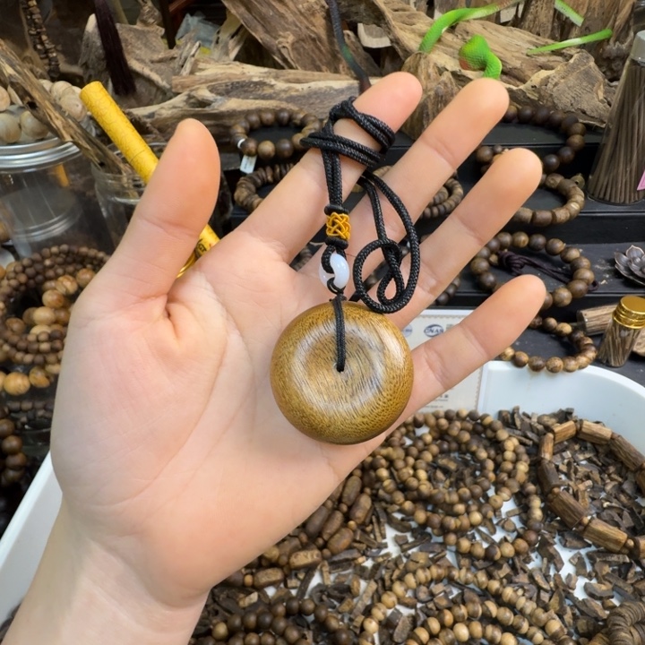 健***松沉香碎屑沉香海南沉香小平安扣