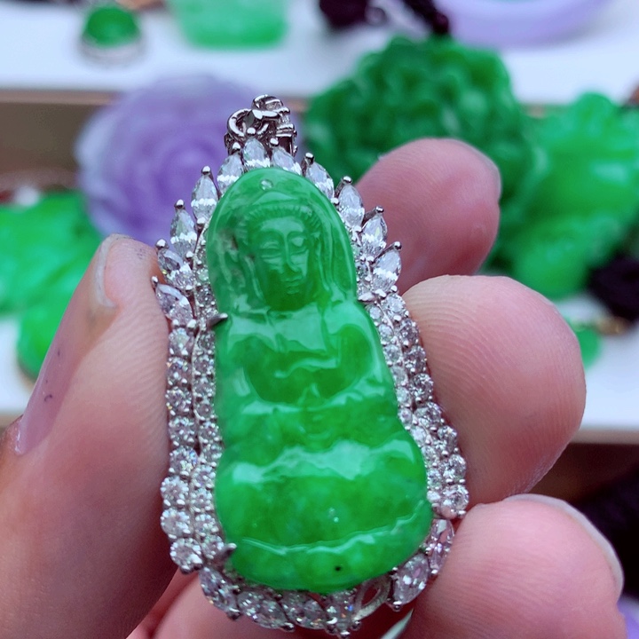 翡翠未镶嵌吊坠(不含链)